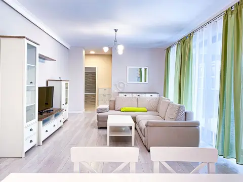 Apartament LUX 2 camere 67 mp, Parcare, zona Iulius Mall FSEGA