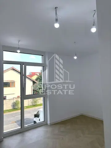 Apartament cu 2 camere nemobilat de inchiriat in Aradului, Open space