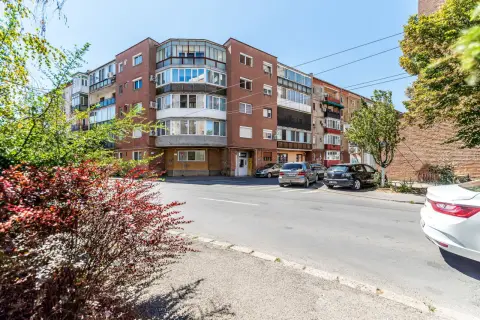 Apartament la cheie. Micalaca, 5 camere, pentru familia ta