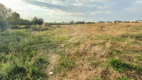 Teren Intravilan De Vanzare-Loturi De 550mp-Deschidere Mare-Popoveni