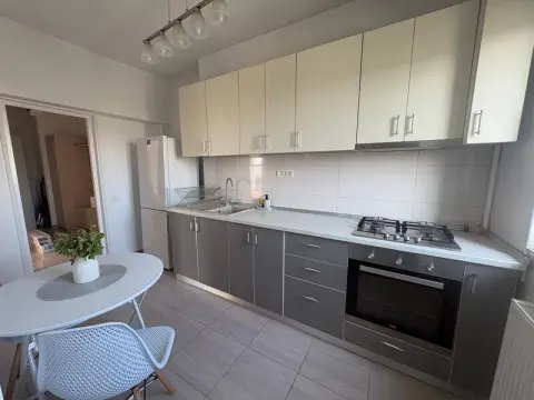 Apartament 2 camere, Obor