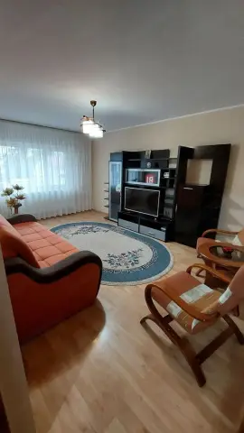 De închiriat apartament cu 3 camere, etaj 1, Siderurgistilor, 400 euro