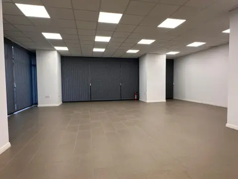 Spatiul comercial ultracentral 97 mp