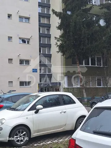 Apartament 2 camere in bloc reabilitat termic