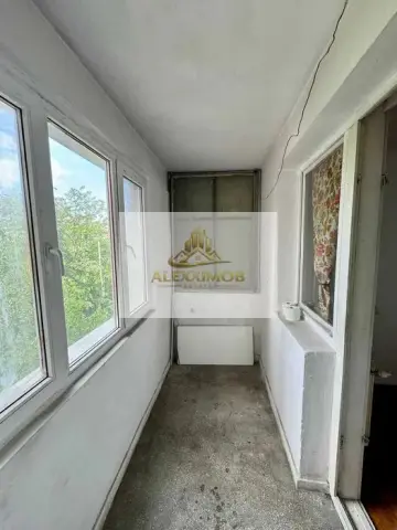 Apartament 3 Camere de Vanzare - 70 mp - Bd. Alexandru Obregia!