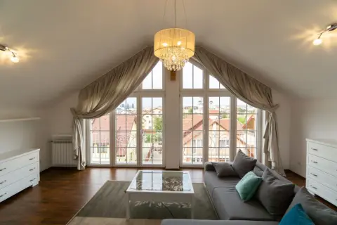 Penthouse de închiriat în Sibiu – Calea Dumbrăvii | 4 camere | 200 mp