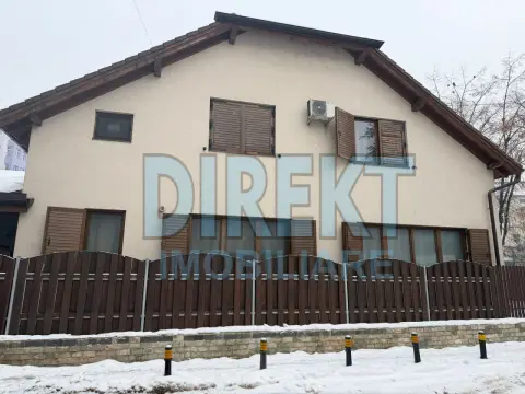Casa individuala,situata in zona strada Crinilor