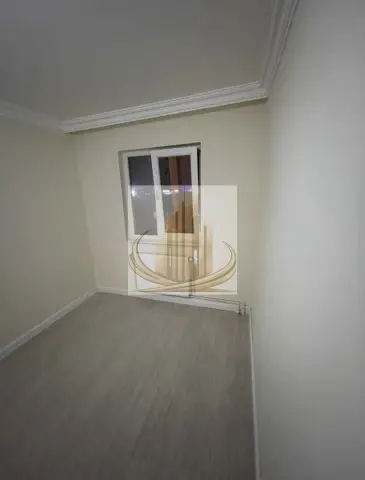 Apartament 2 camere cu balcon și centrală inclusă în preț