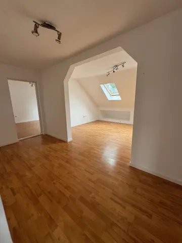 Apartament spatios zona Stefan cel Mare
