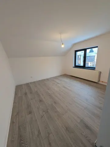 Spațiu comercial de închiriat, zona Decebal