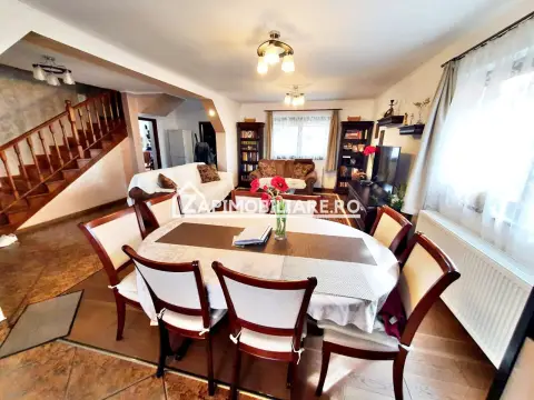 Casa 5 camere, 180 mp, 500 mp teren, garaj