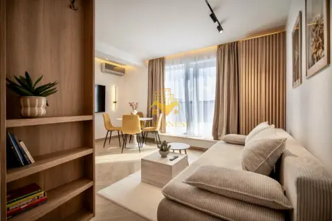 2 camere open space, Premium, Terasa 150 mp, Parcare, Intre Lacuri