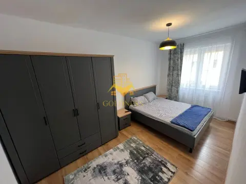 2 camere, decomandat, parcare, Mihai Viteazu, zona McDonald's
