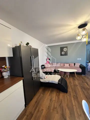 Duplex smart pe parter,partial mobilat,4 camere,Sanandrei