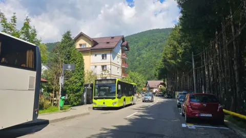 Apartament 3 camere, 2 băi și 70 m² în Sinaia