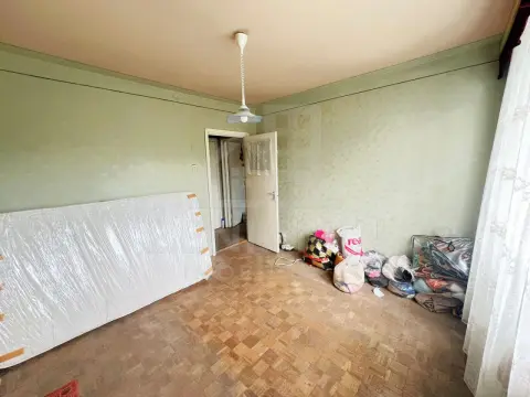 2Camere-48mp-Etaj2-Centrala Termica-Izolat-Lift Nou-Bd. Saturn-Brasov