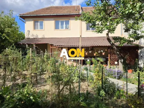 Casa 5 camere + anexe, 552 mp teren, Centru, zona Prefectura