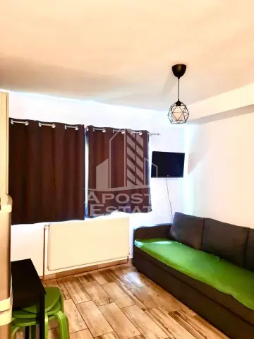 Garsoniera in Aradului , centrala proprie