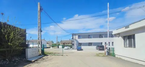 DE ÎNCHIRIAT – TEREN INTRAVILAN 2.077 MP - ZONA INDUSTRIALA - STR. MACULUI