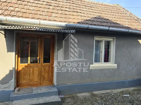 Casa de vanzare, in Curtici