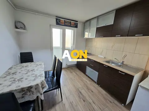 Apartament cu 2 Camere, Etaj 1, Zona Sub Stadion