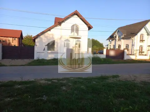 Casă 5 camere, 2 niveluri, intrări și utilități separate – Șag