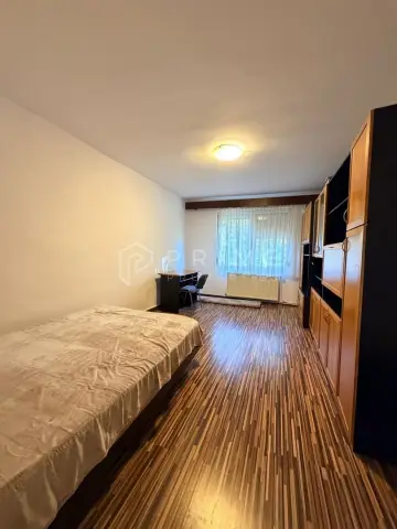 Chirie ap 3 camere, mobilat și utilat, decomandat, parter, Cornișa