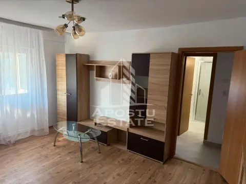 Apartament cu 2 camere de închiriat- centrala proprie - Telegrafului