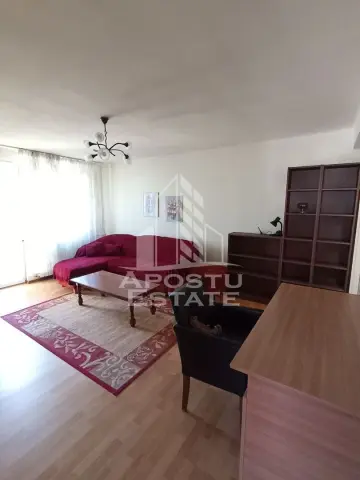 Apartament cu 2 camere de închiriat- zona Blv. Victor Babes