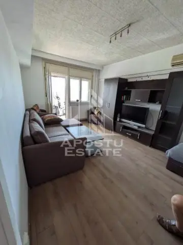 Apartament cu 2 camere de închiriat- centrala proprie, Piața Mărăști