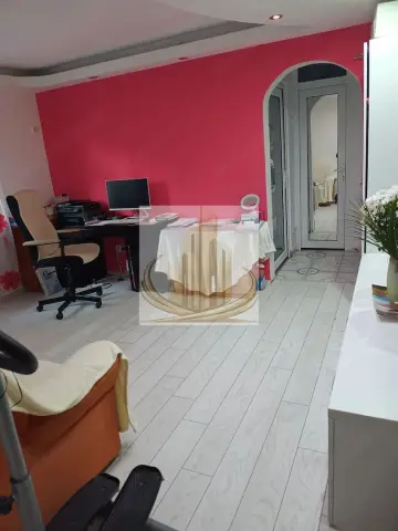 Apartament 2 camere renovat, complet utilat cu parcare