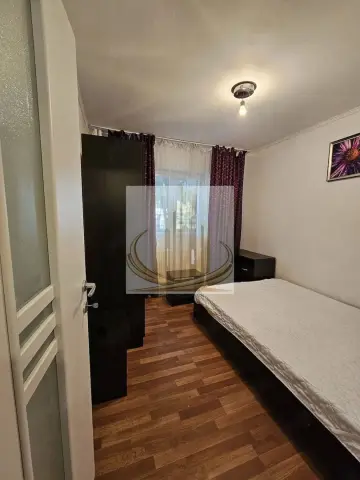 Vând apartament Moldovita, Sector 4, București