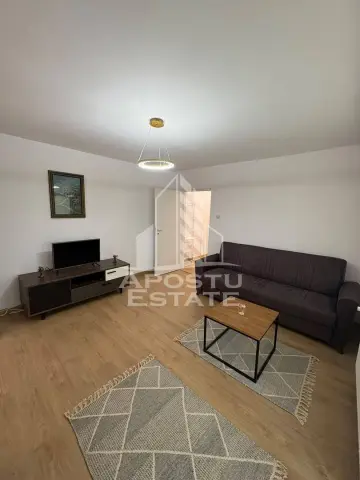 Apartament cu 2 camere de închiriat- centrala proprie, Calea Aradului