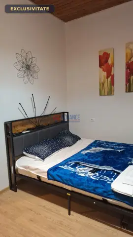 Garsonieră în Central, complet mobilată, cu parcare