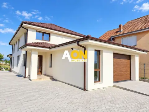 Casa premium la cheie, 4 camere, 1477 mp teren, Ciugud