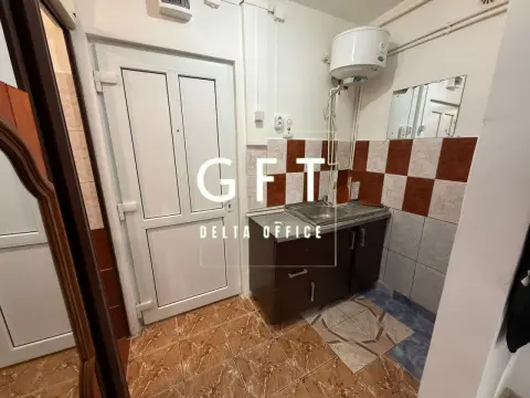 Vând garsonieră confort 1, 21 mp, situată la parter, în Dej, zona Mulatau