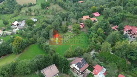 Teren intravilan 1.300 mp | Vedere Piatra Craiului | Bran Poarta