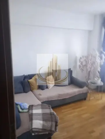 Vând 3 Camere decomandat Brâncoveanu PANOURI SOLARE