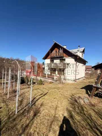 Vilă Bran – Sat Poarta | Aproape de natură | 3 dormitoare | Teren 1807 mp