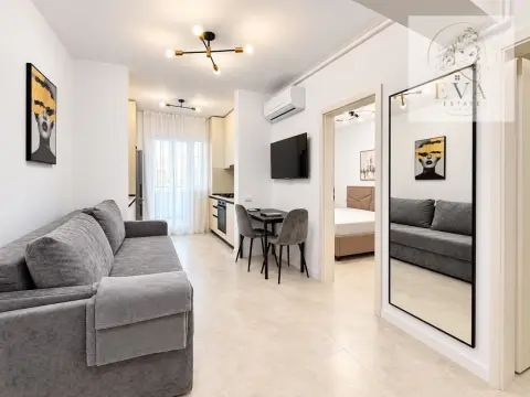 STUDIO NOU – LA 7 MINUTE DE METROU BERCENI | 81RESIDENCE