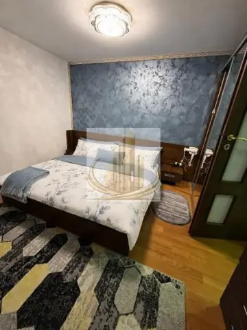 Se vinde apartament ( mansarda), 3 camere 74mp