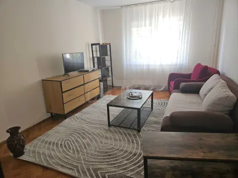 Imobiliare inchiriere apartament 3 camere