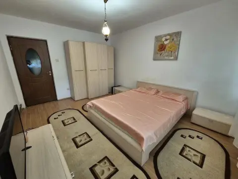 Apartament cu 2 camere de închiriat – Circumvalațiunii | 50 mp | Parte