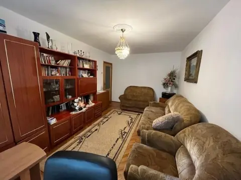 Apartament cu 3 camere + balcon - Zona Lipovei, Timișoara - parter