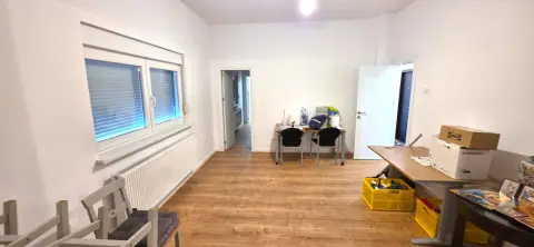 Banu Manta parter de vila 4 camere de inchiriat