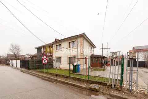 Casă cu 5 camere - Pitești - Comision 0