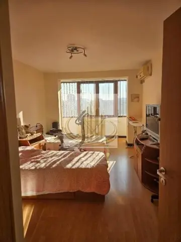 Apartament 3 camere reconfigurat din 4 camere