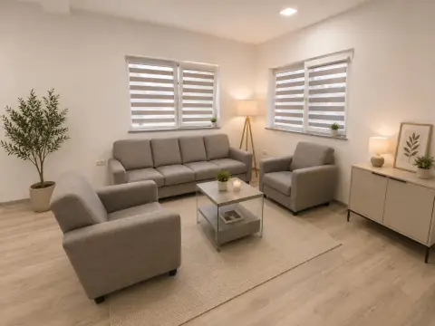 Casă individuală de închiriat, str. Mihail Sadoveanu, Suceava – 600 €/lună