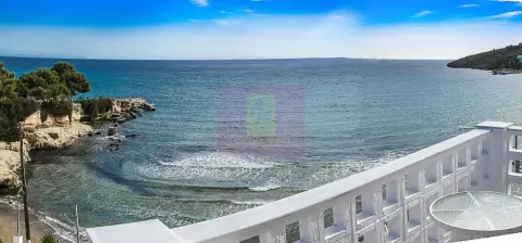 Hotel de vanzare, insula Aegina, Grecia, prima linie la marea Egee