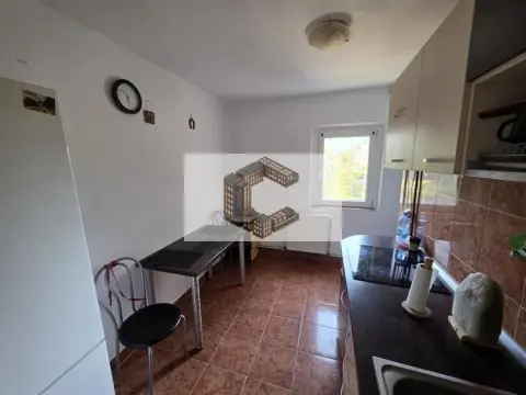 Apartament cu 3 camere de vanzare, zona Girocului, Timisoara